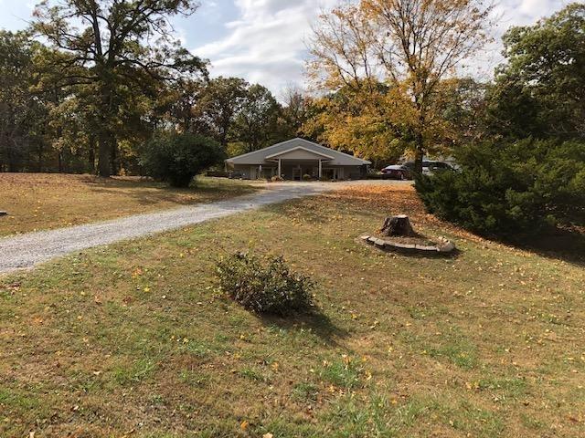 937 Race Track Rd., Centralia, IL 62801