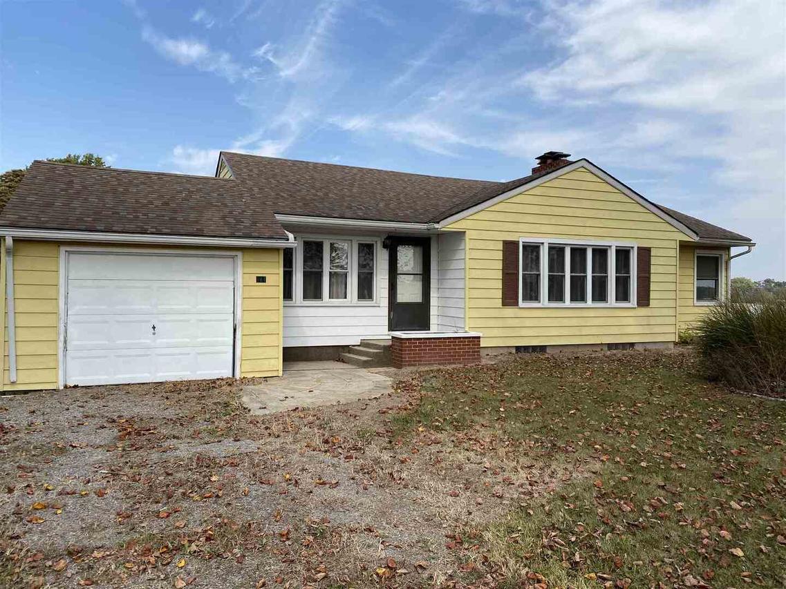 981 Farmers Rd., Murphysboro, IL 62966