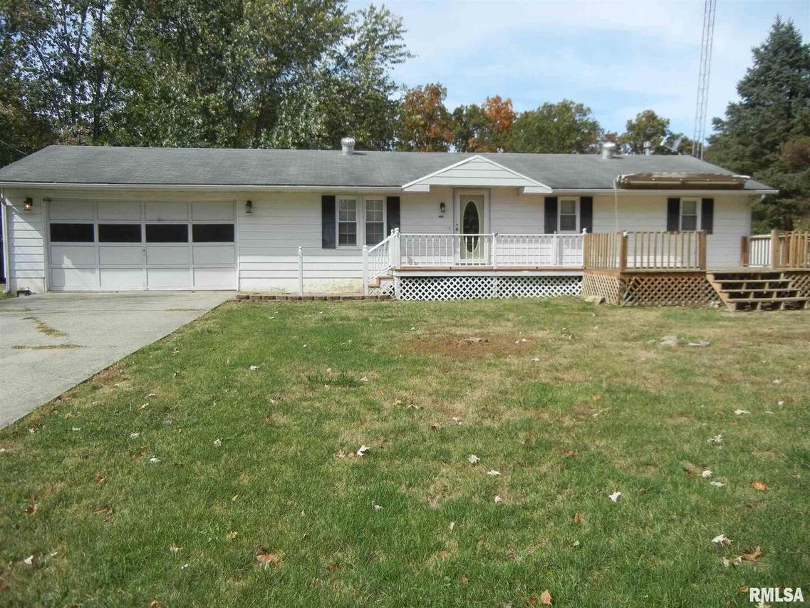 1631 Yards Rd., Salem, IL 62881