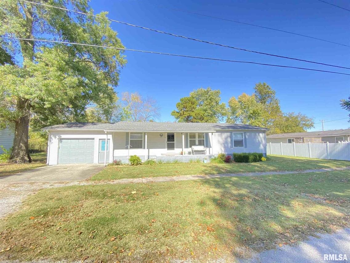 407 Vogel Ave., Dowell, IL 62927