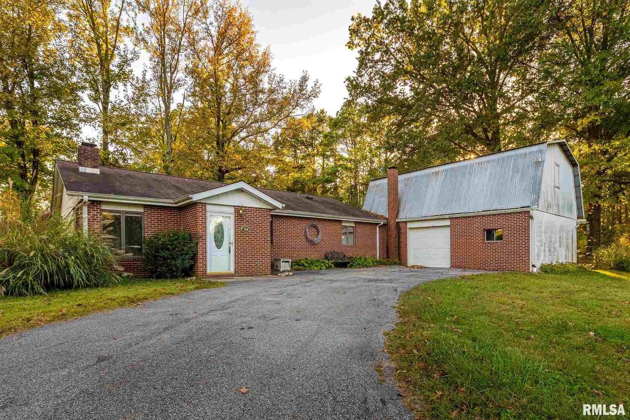 1640 N Reed Station Rd., Carbondale, IL 62901