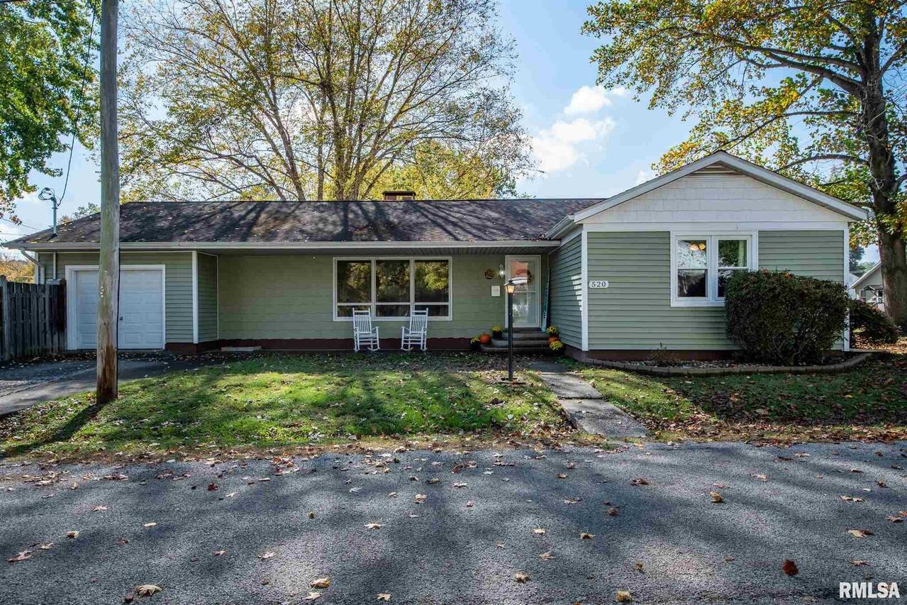 520 N 7th St., Herrin, IL 62948