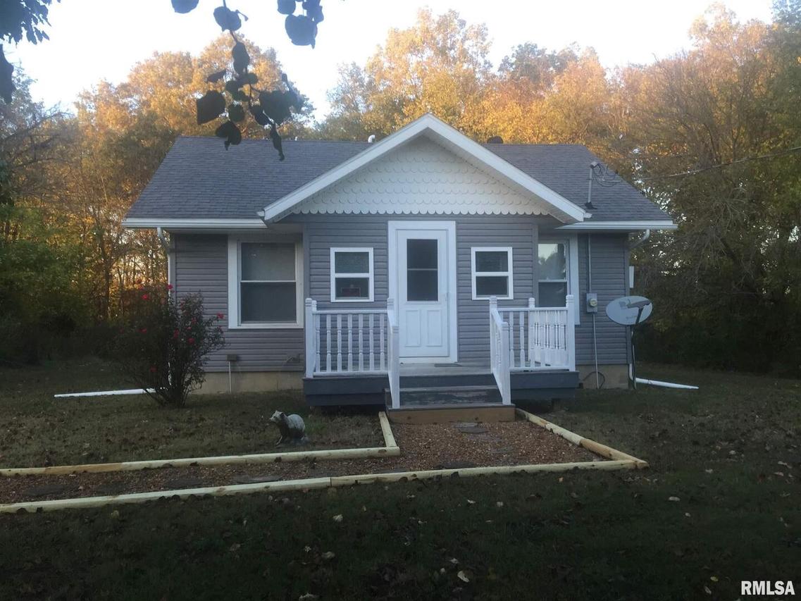 15198 Friendship Rd., Carterville, IL 62918