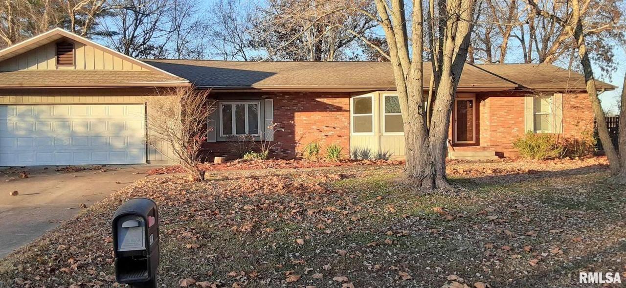 410 E Reichert Dr., Marion, IL 62959