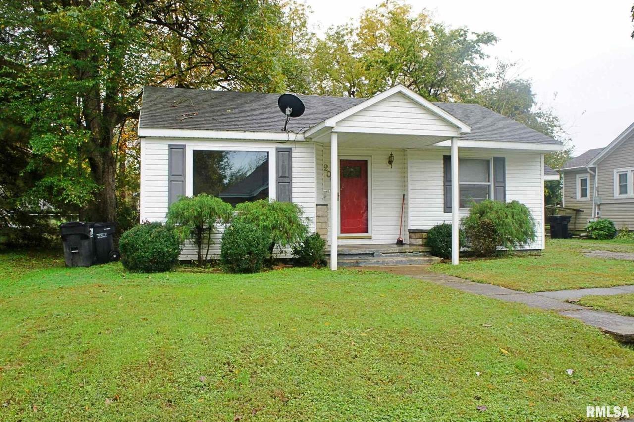 206 W 16th St., Metropolis, IL 62960