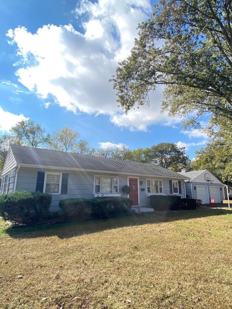 61 S Edgewood Ln., Centralia, IL 62801