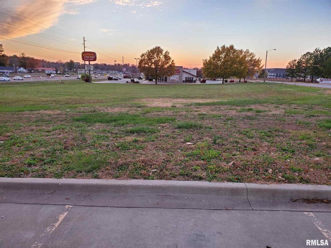 TBD Reed Station Pkwy., Carbondale, IL 62901