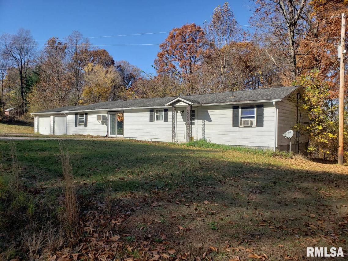 220 Skyline Dr., Cobden, IL 62920