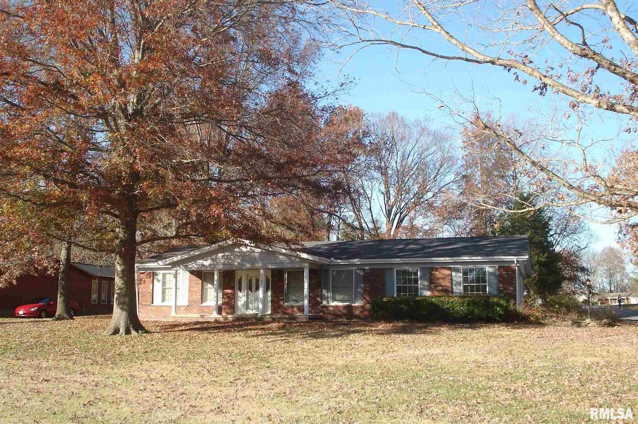 1100 Ivey Ln., Carterville, IL 62918