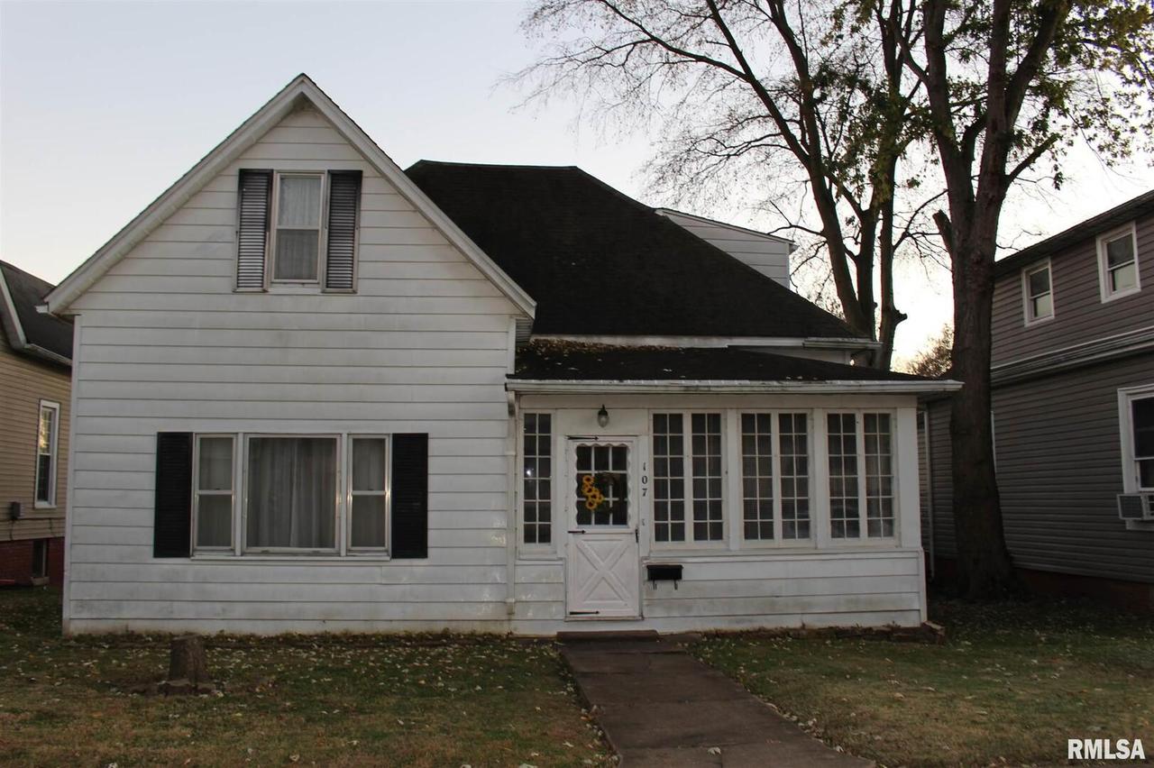 107 E Lincoln St., Harrisburg, IL 62946