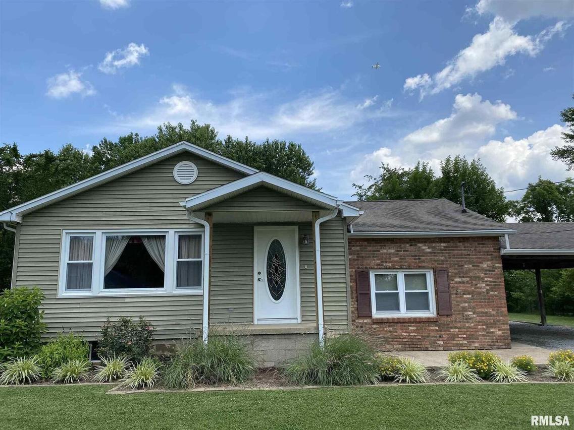 414 Willow St., Carterville, IL 62918