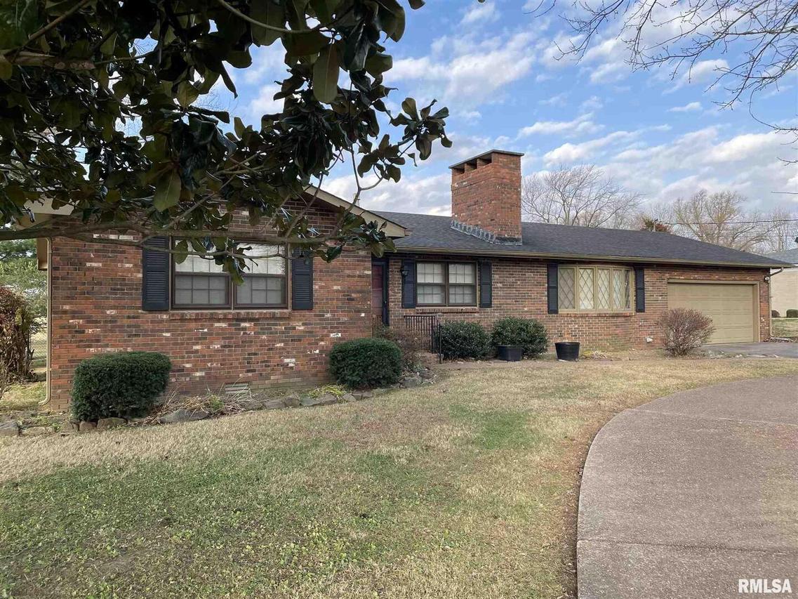 2515 North Ave., Metropolis, IL 62960