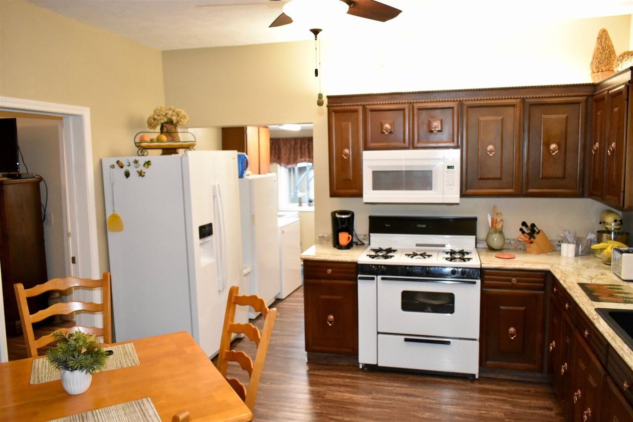 209 W 6th St., West Frankfort, IL 62896