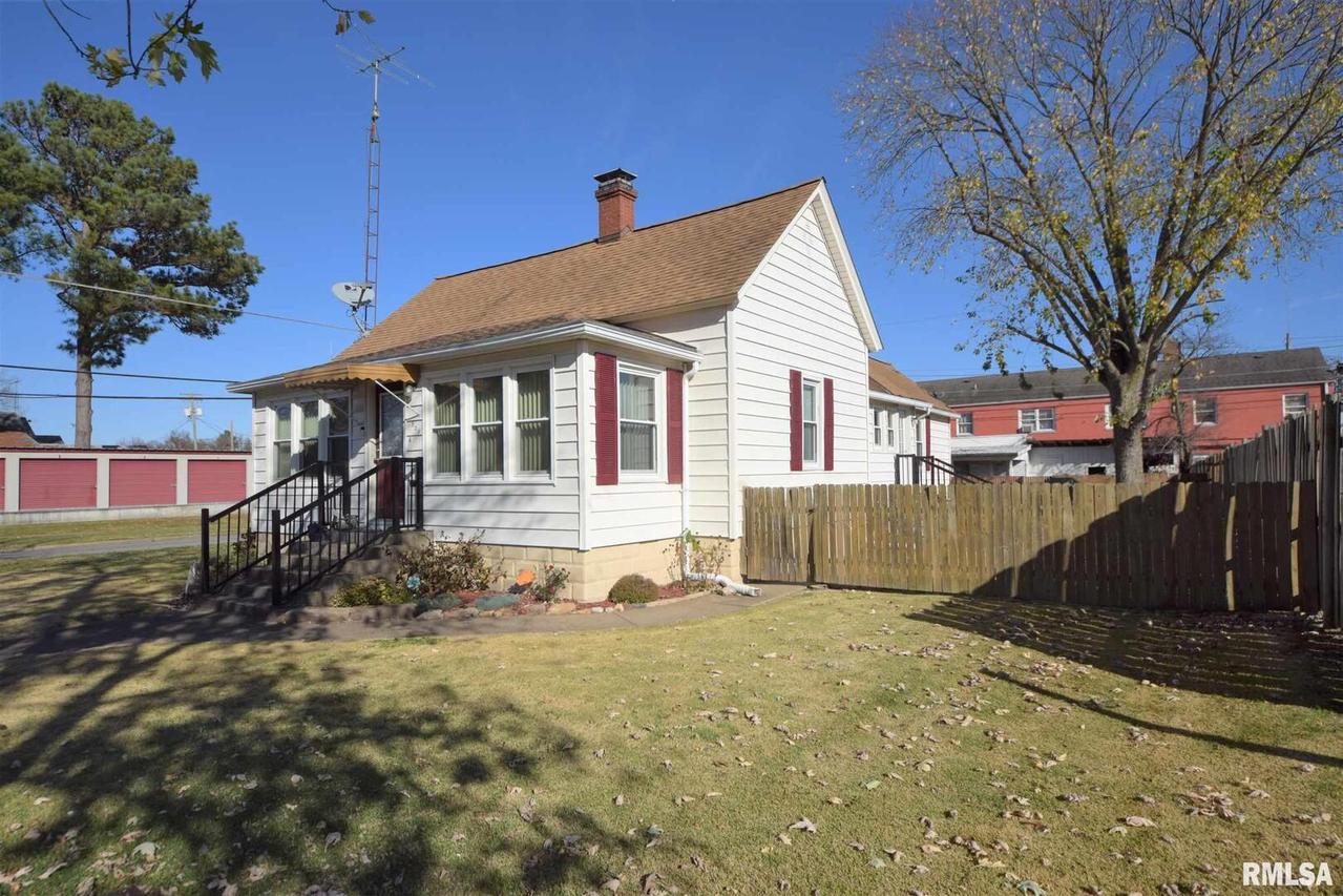 104 W Adams St., Herrin, IL 62948