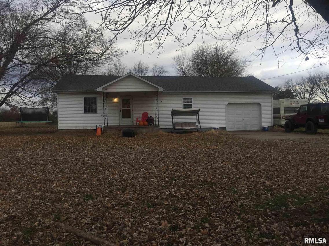 1897 W Harrison Rd., Murphysboro, IL 62966