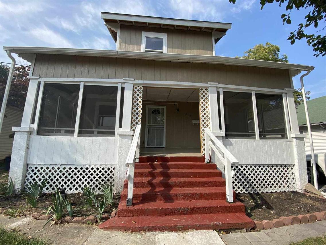 315 N Horn St., West Frankfort, IL 62896