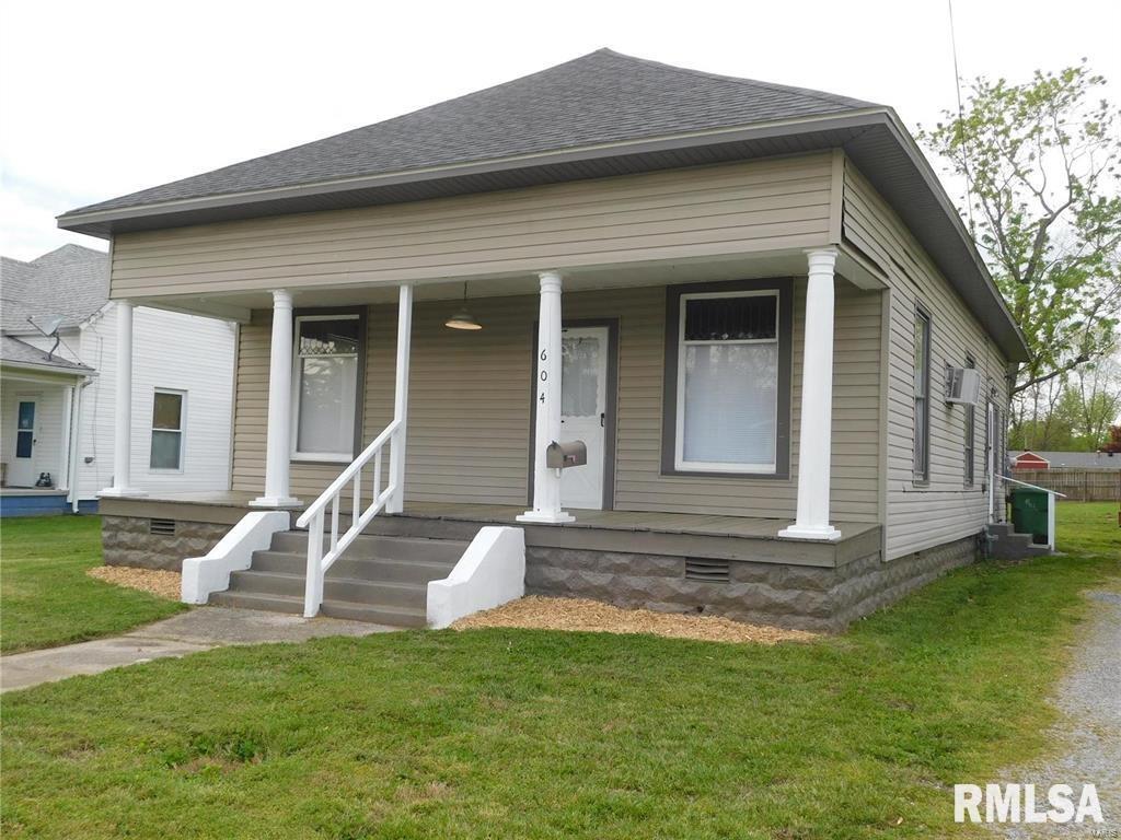 604 W Broadway Blvd., Johnston City, IL 62951