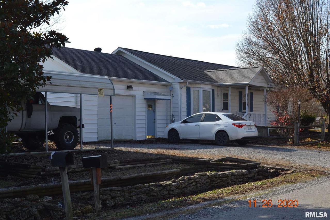 506 W 7th St., West Frankfort, IL 62896