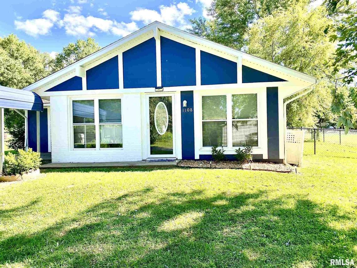 1108 W Polk St., Herrin, IL 62948