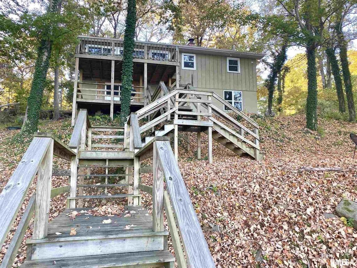 1167 N Lakeshore Dr., Goreville, IL 62939