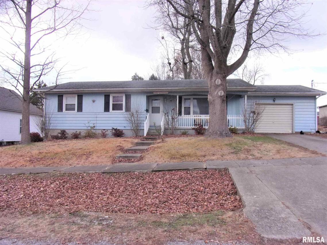 311 N Parkhill St., West Frankfort, IL 62896