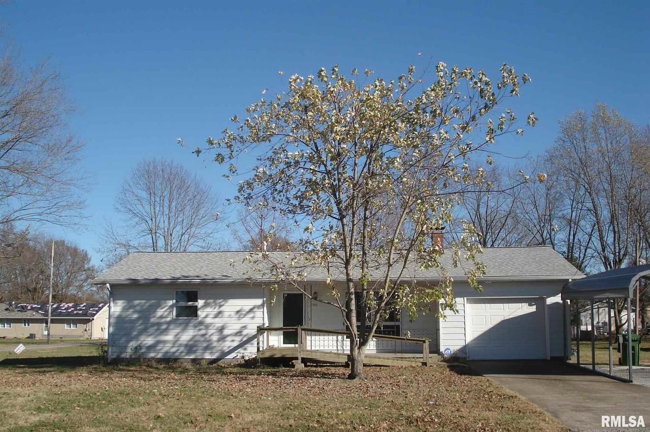 1609 Trout Ave., Johnston City, IL 62951