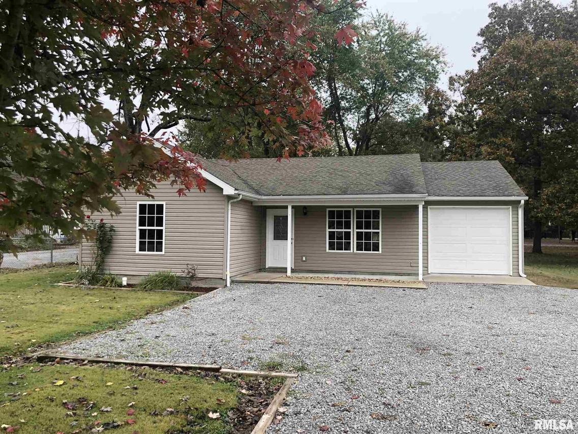 507 S Maple St., Cambria, IL 62915