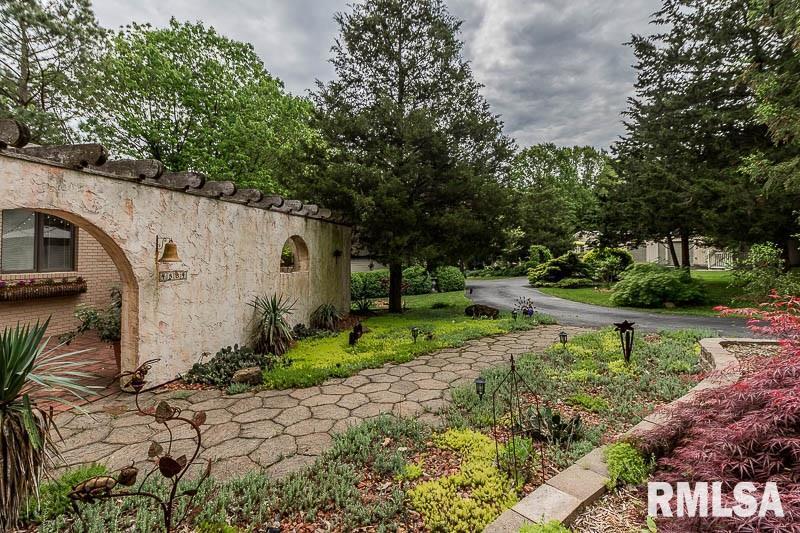 4584 S Route 37, Marion, IL 62959