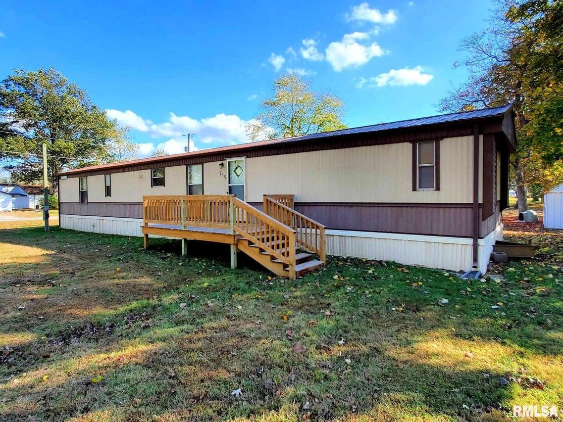 205 Thorwell St., Duquoin, IL 62832