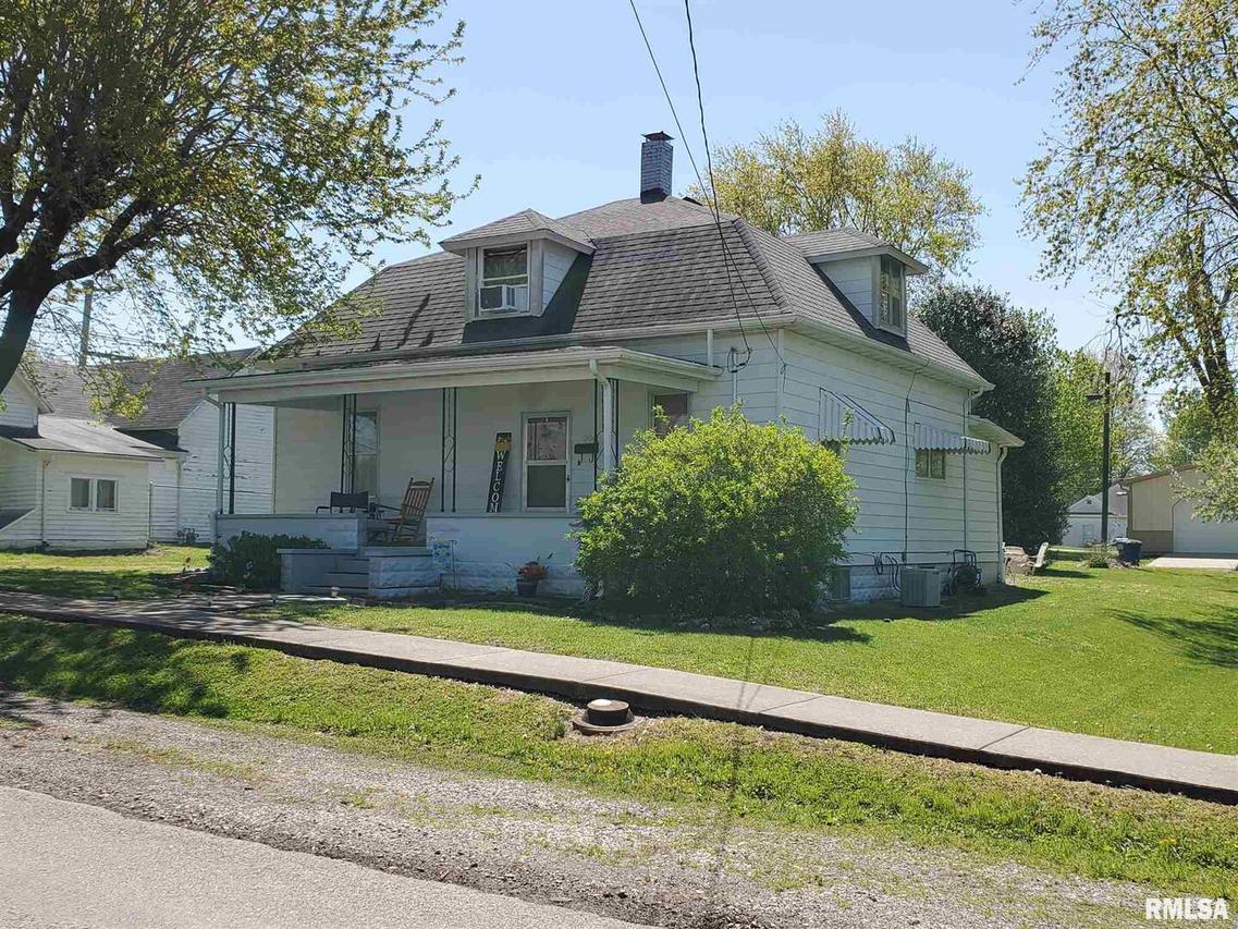 204 E Kaskaskia St., Pinckneyville, IL 62274