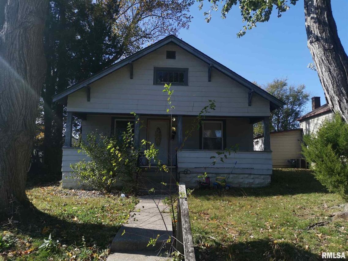 2017 N Main St., Eldorado, IL 62930