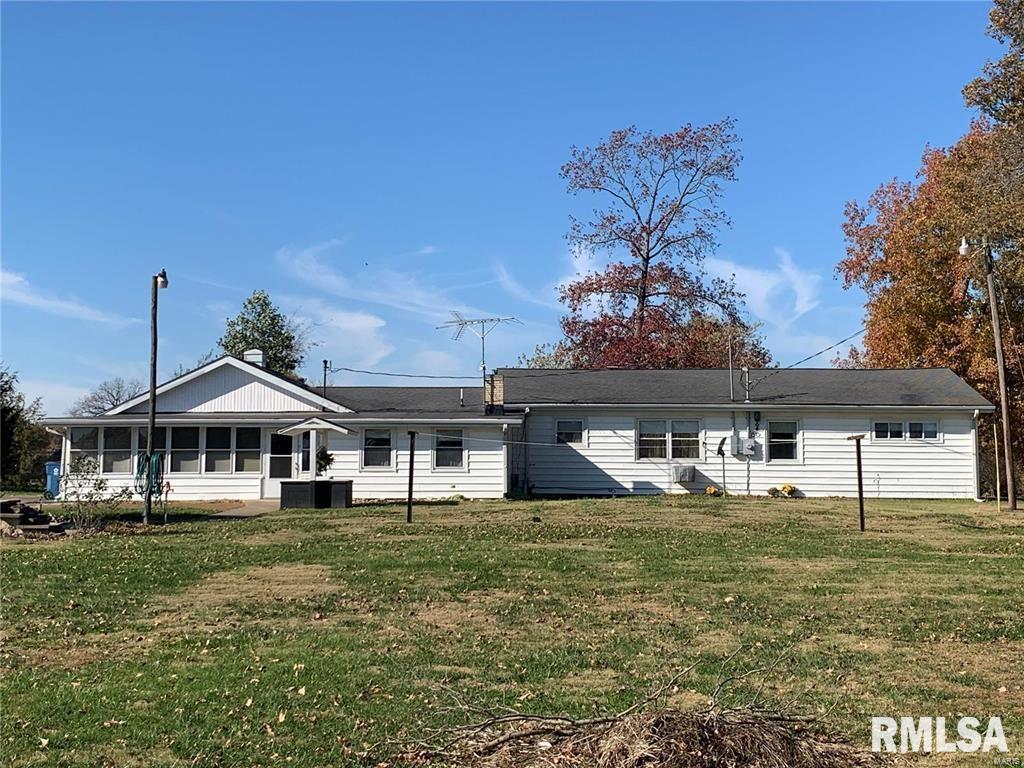 10612 State Route 148 St., Benton, IL 62812
