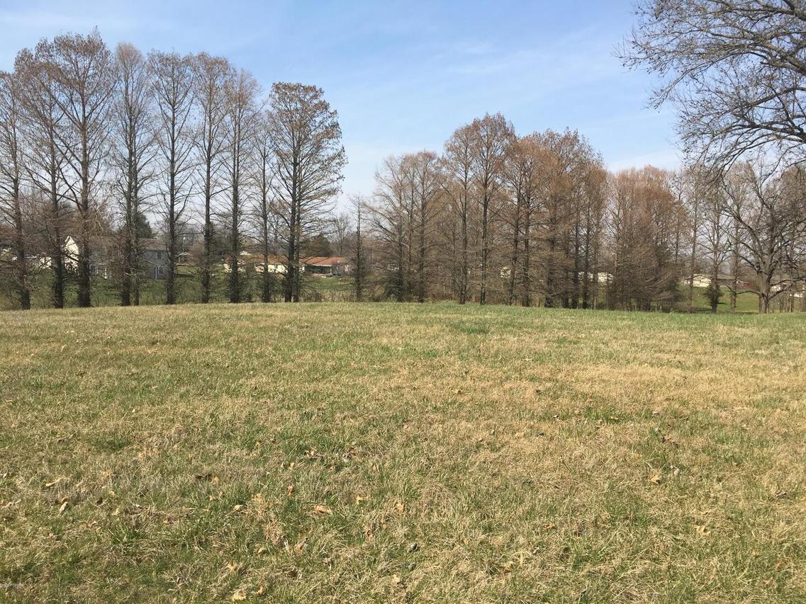 001 E Grand Ave., Carterville, IL 62918