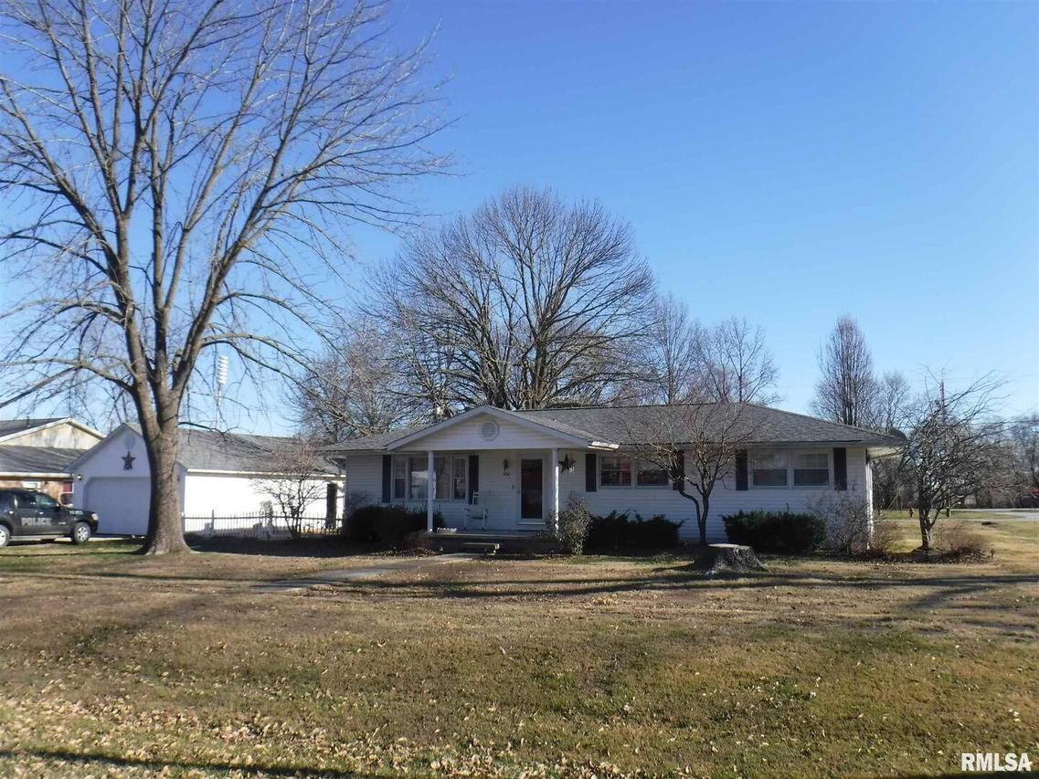 602 Illinois St., Alma, IL 62807