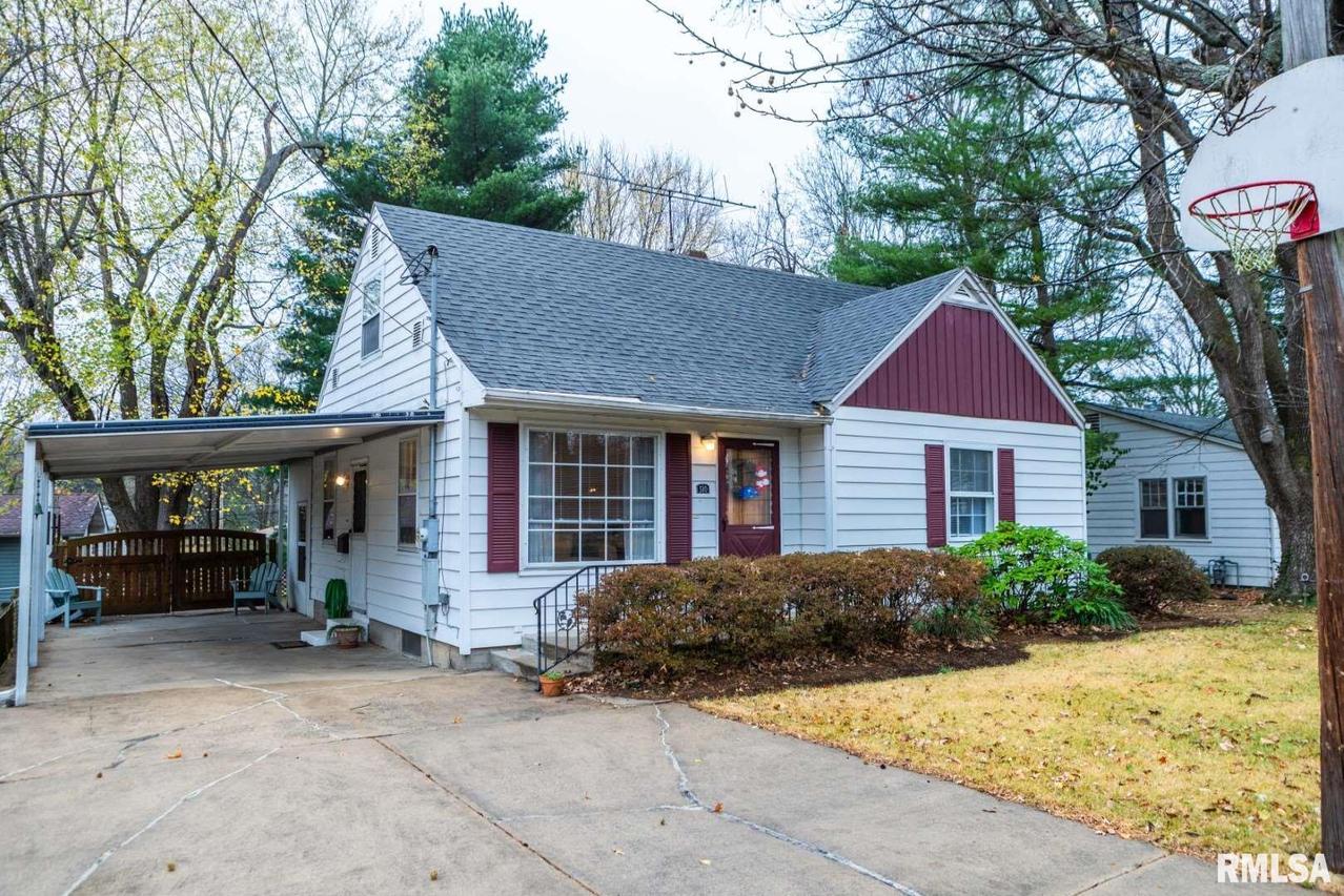 510 S James St., Carbondale, IL 62901