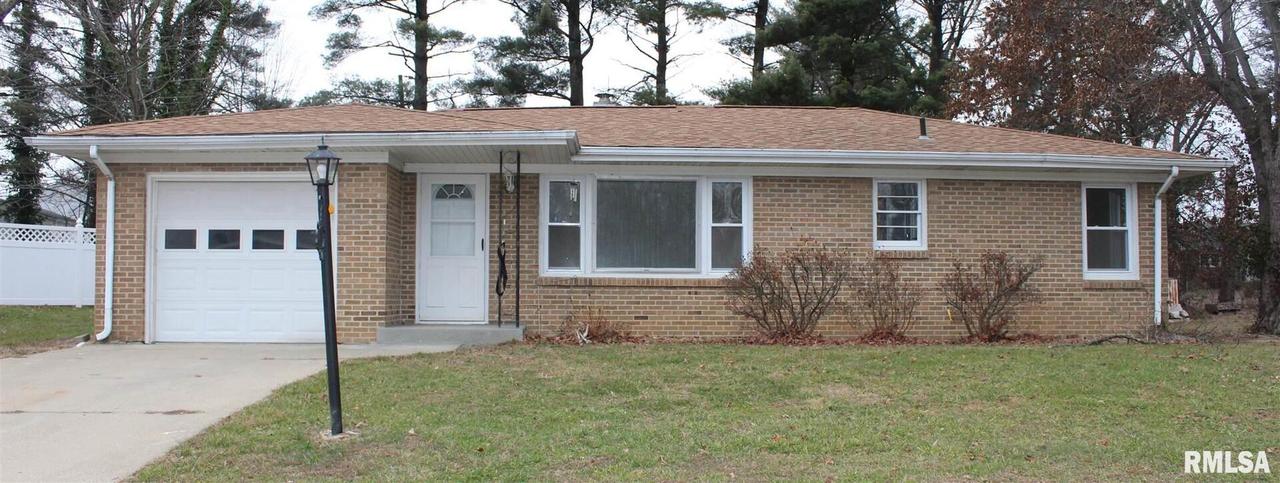 540 W Bryan St., Salem, IL 62881