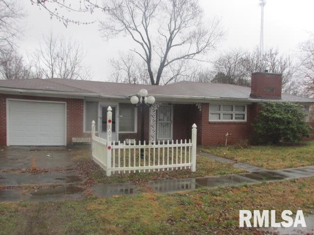 300 Otrich St., Creal Springs, IL 62922