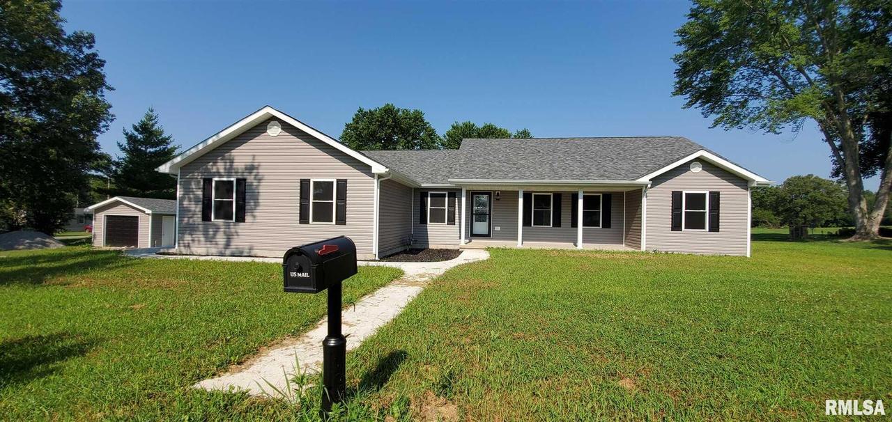 1009 Trolley St., Eldorado, IL 62930