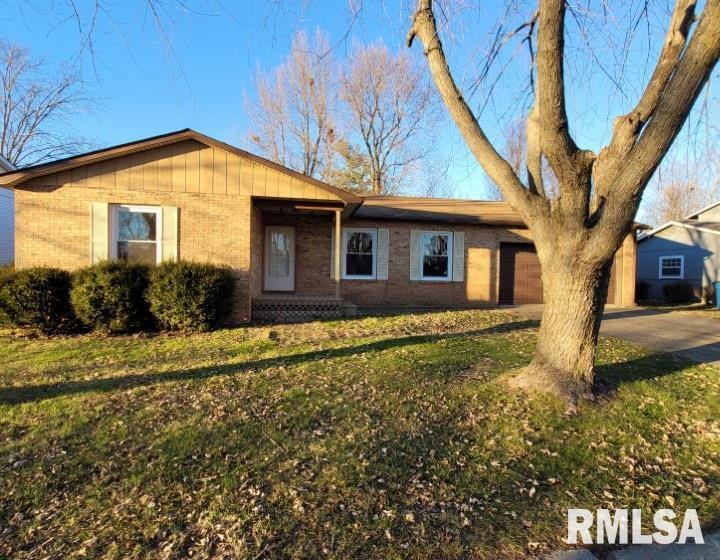 4308 Lilac Ln., Mt Vernon, IL 62864