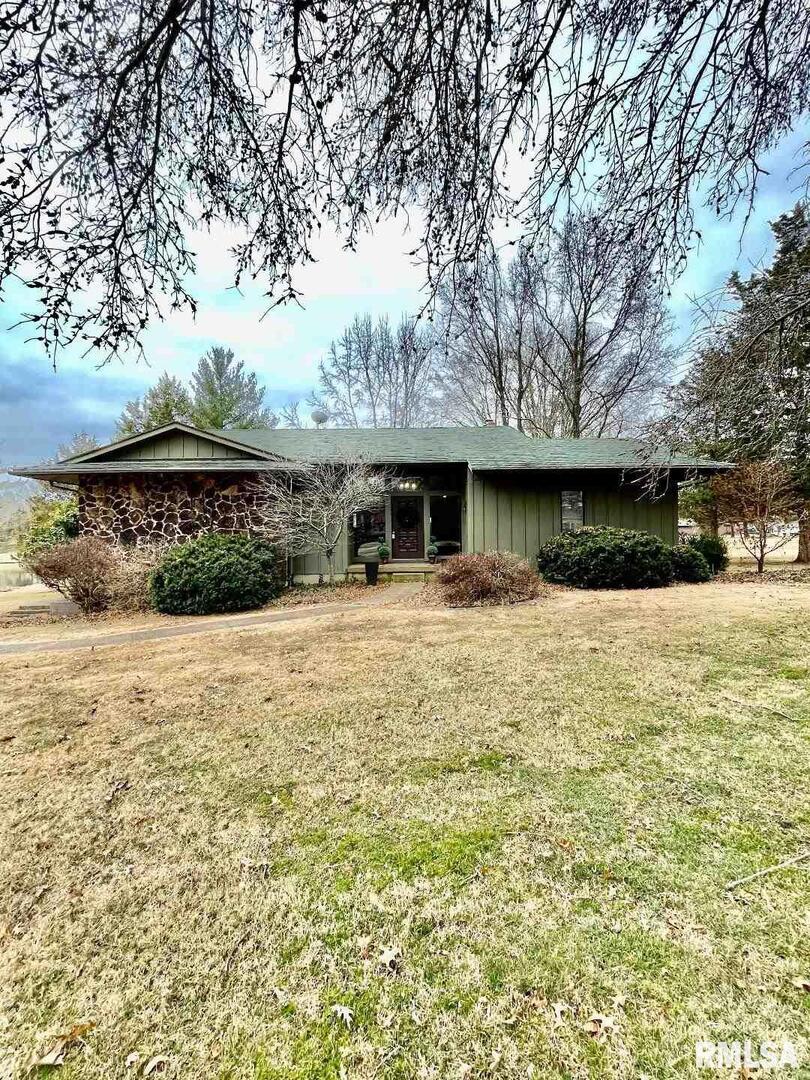 2127 Meadow Ln., Centralia, IL 62801