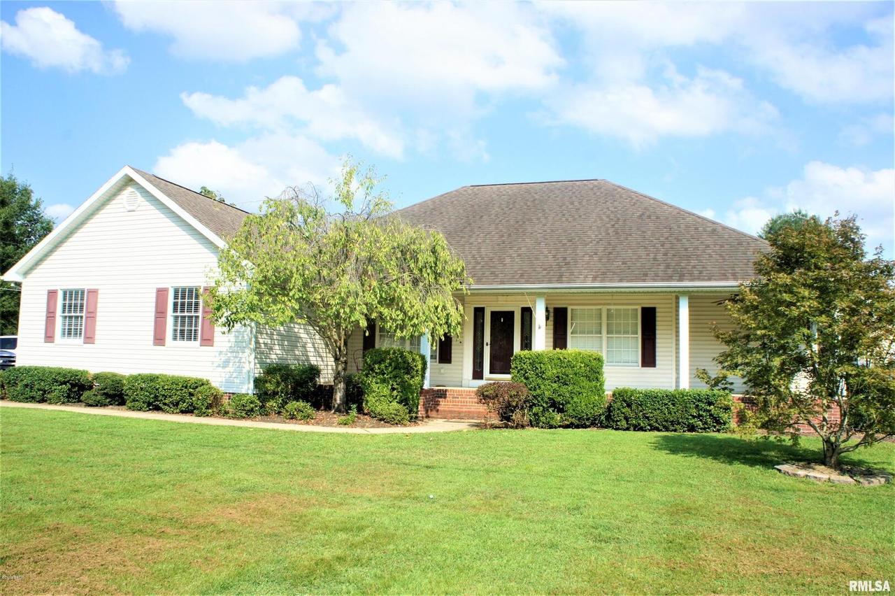 2816 Juniper Dr., Metropolis, IL 62960