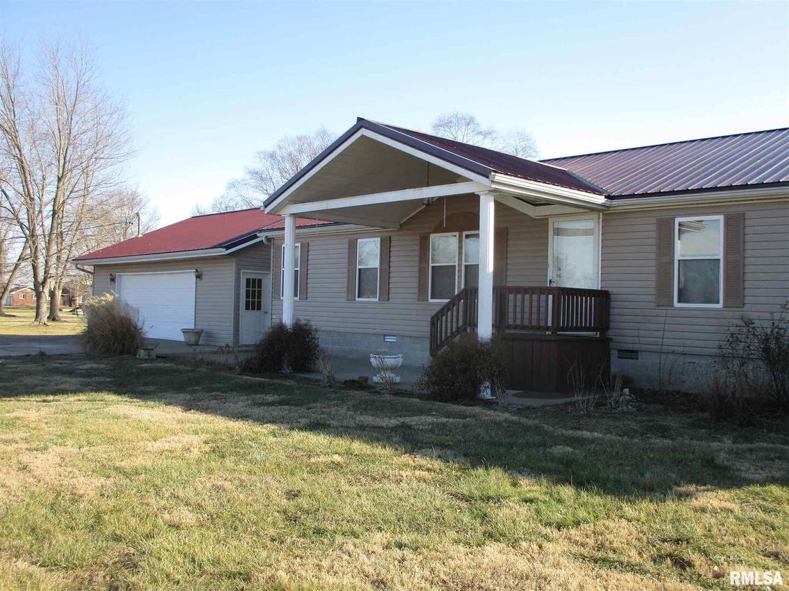 13476 Bowling Alley Rd., Benton, IL 62812