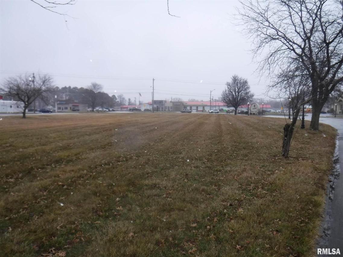 Lot 6 Cross Creek Blvd., Salem, IL 62881