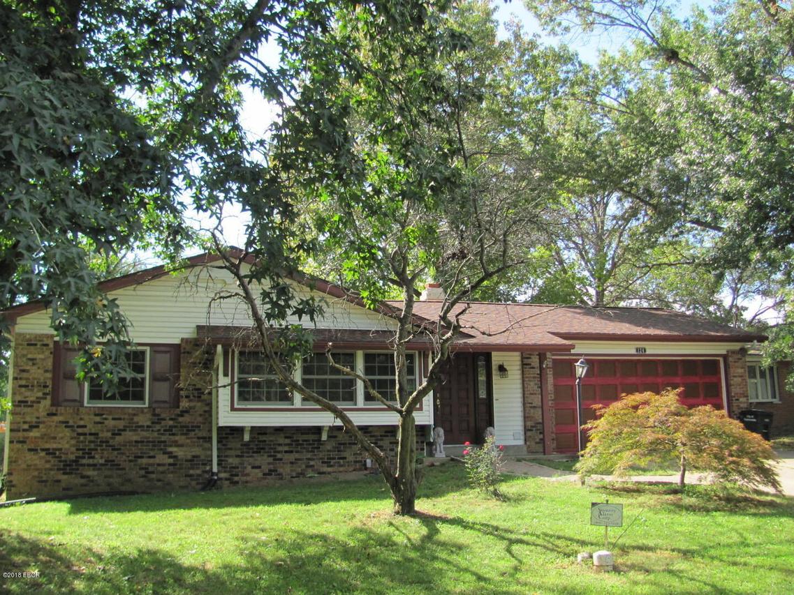 124 N Lark Ln., Carbondale, IL 62901