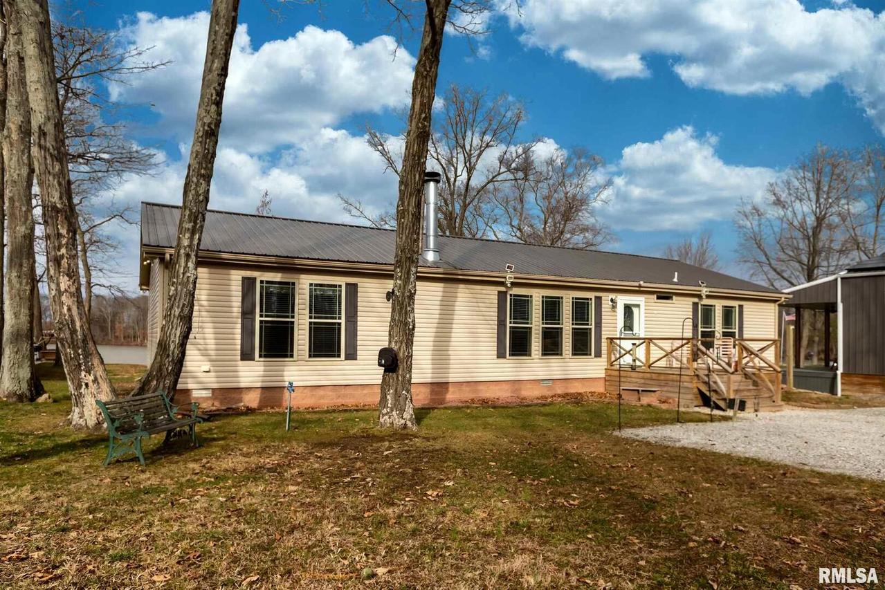 8283 Clark Tr., Duquoin, IL 62832