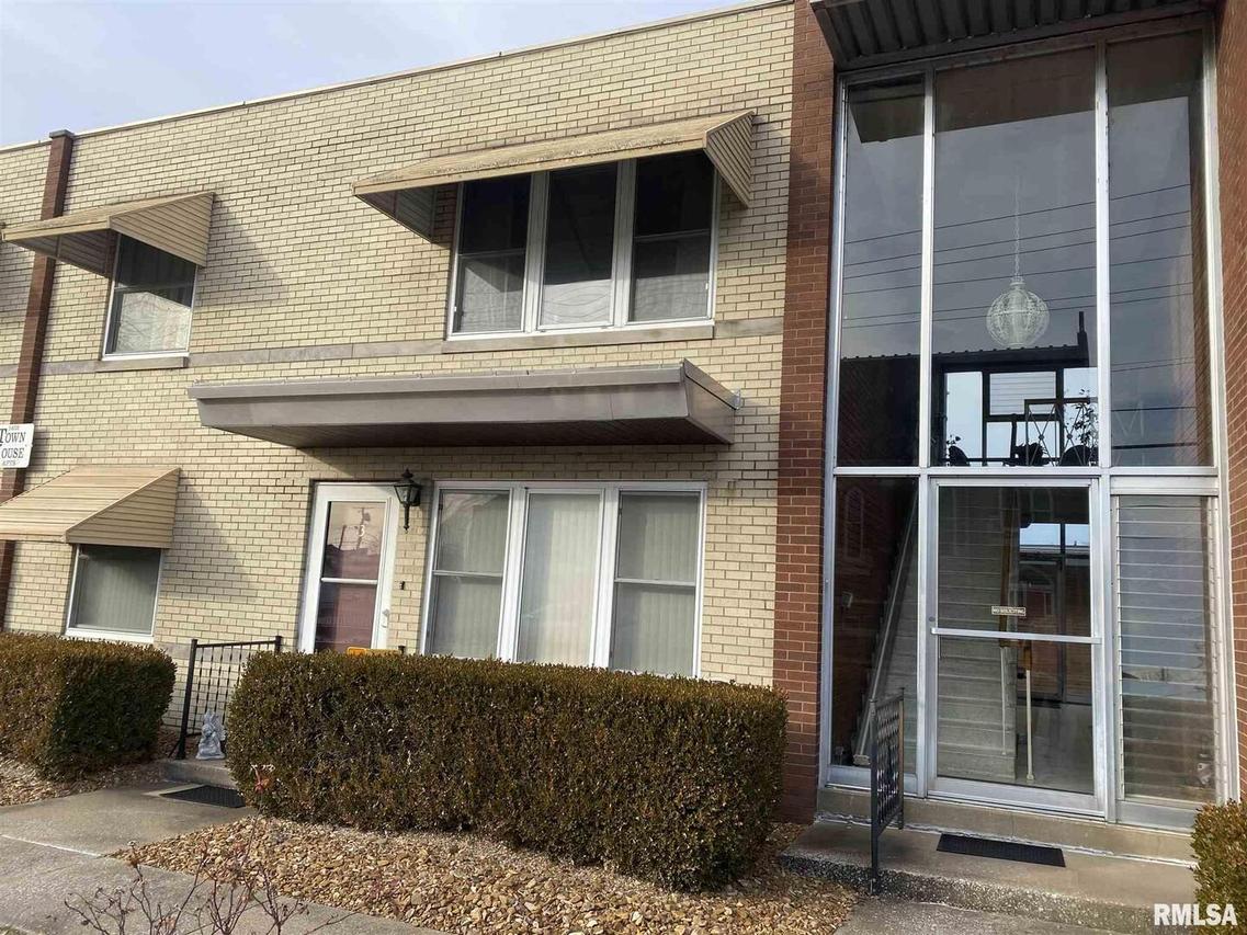 [Address Hidden by Seller], Murphysboro, IL 62966