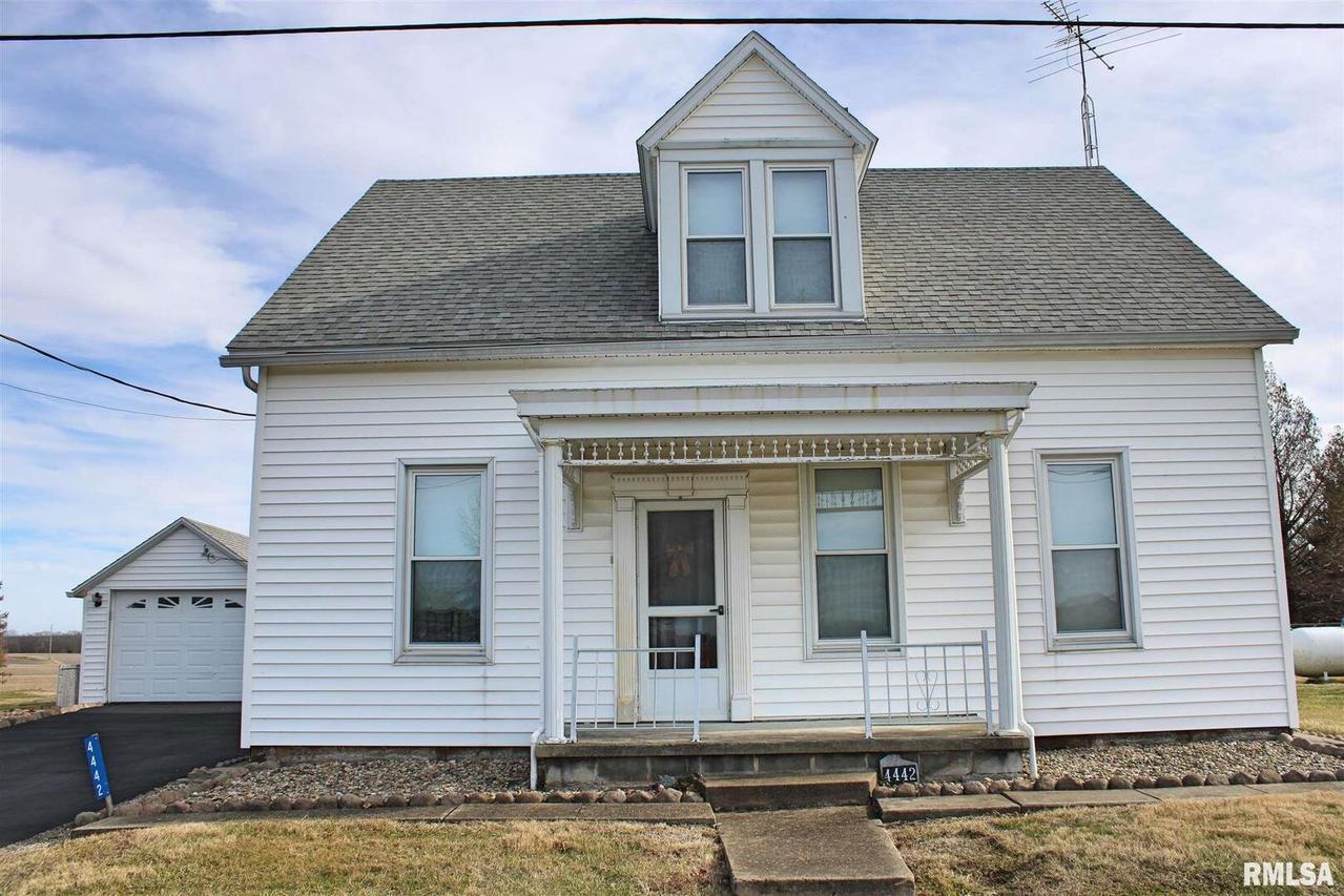 4442 Chester Rd., Chester, IL 62233