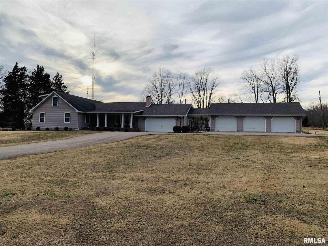 455 Ledford Rd., Harrisburg, IL 62946