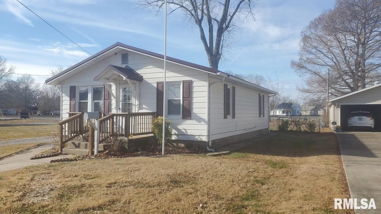 601 S Mill St., Pinckneyville, IL 62274