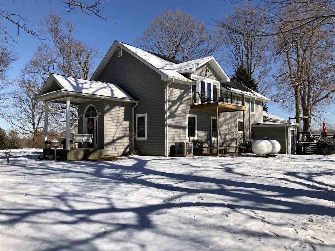 152 Oak Grove Rd., Makanda, IL 62958